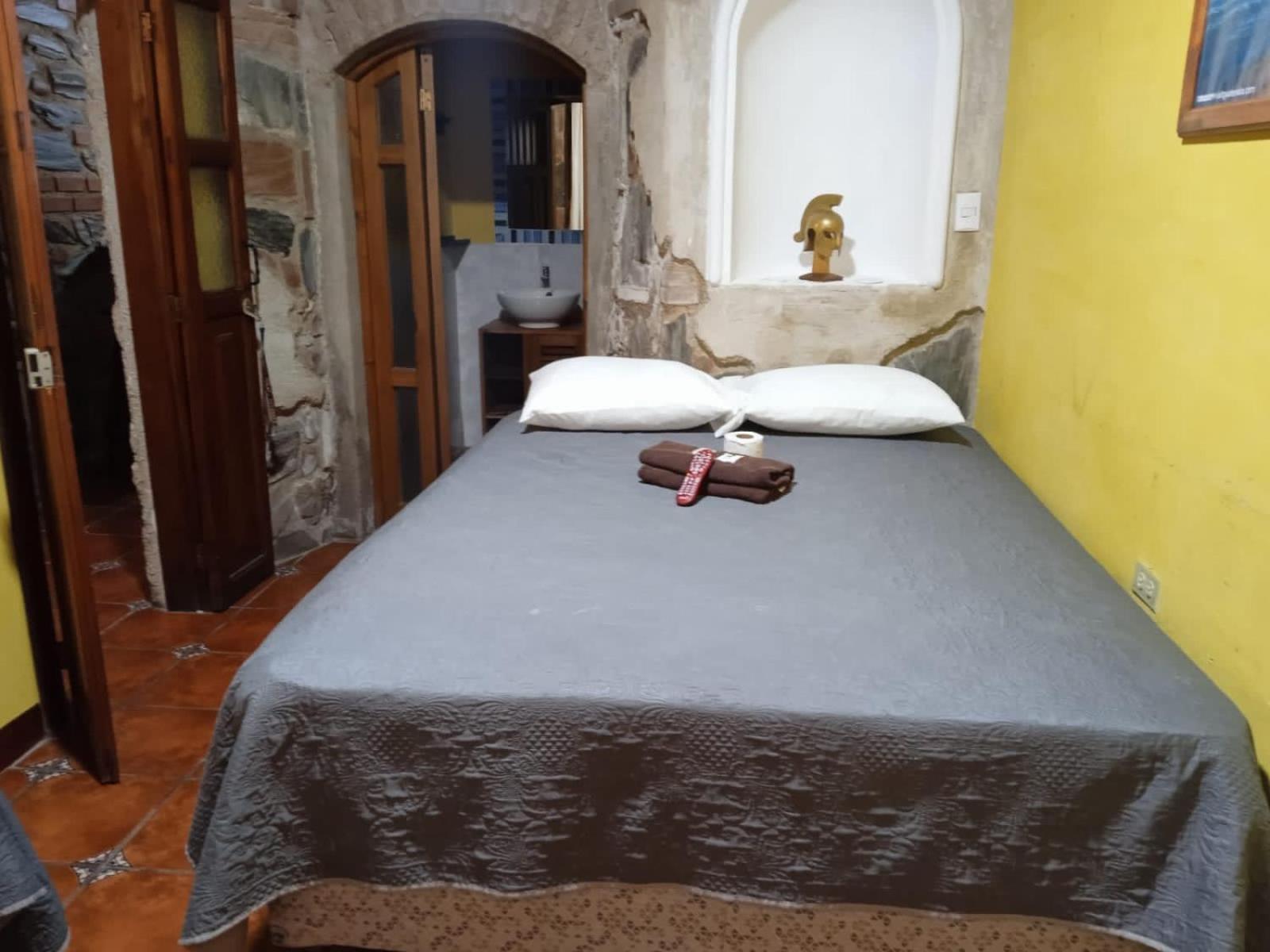 Hotel Posada Gutierrez Antigua Exteriör bild